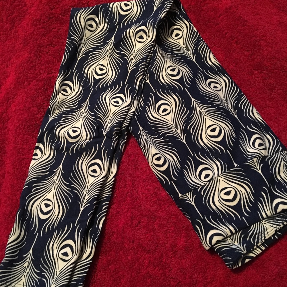 New LLR Peacock Feather OS Leggings